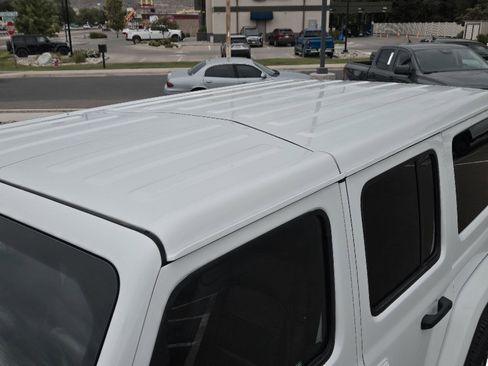 Used 2019 Jeep Wrangler Unlimited Sahara AWD/4WD image 60