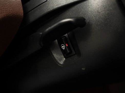 Used 2018 BMW X1 xDrive28i w/ Premium Package image 16