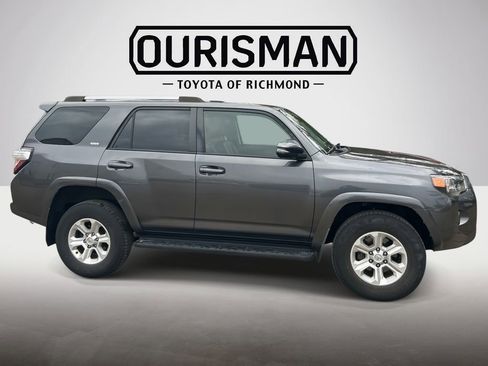 Certified 2022 Toyota 4Runner SR5 Premium image 2