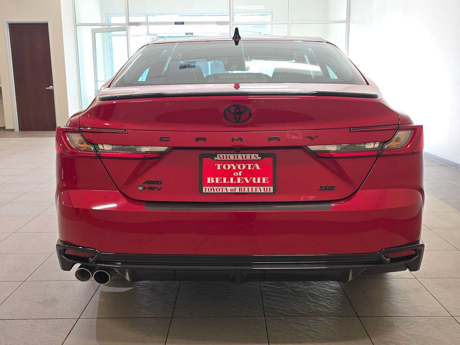 Used 2026 Toyota Camry Hybrid AWD/4WD image 5
