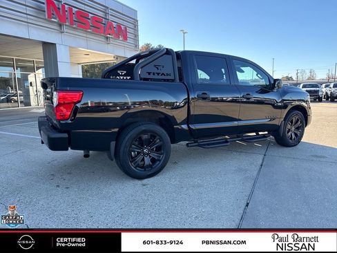 Certified 2024 Nissan Titan SV w/ SV Bronze Edition Package image 4