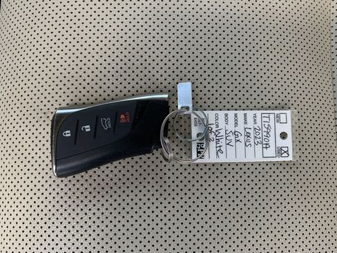 Used 2023 Lexus GX 460 Premium AWD/4WD image 36