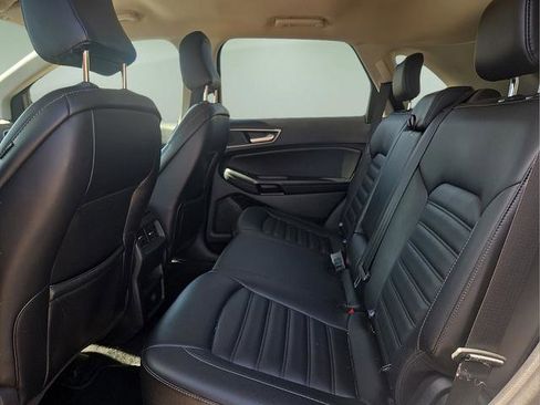 Used 2024 Ford Edge SEL image 15