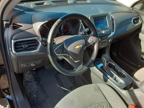 Used 2024 Chevrolet Equinox LT image 9