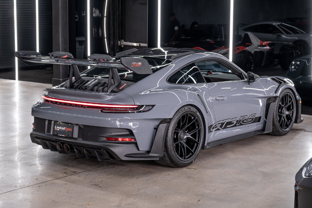 Used 2024 Porsche 911 GT3 RS RWD image 11