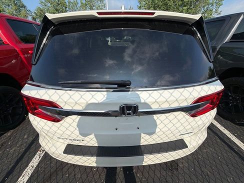 Used 2019 Honda Odyssey Touring image 8
