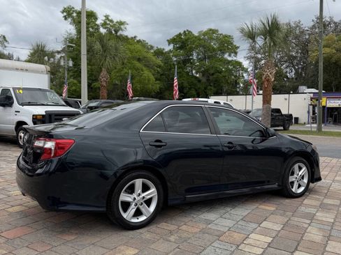 Used 2014 Toyota Camry SE image 5
