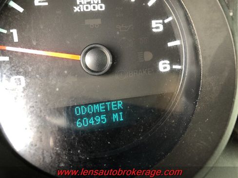 Used 2013 Chevrolet Silverado 1500 W/T AWD/4WD image 2