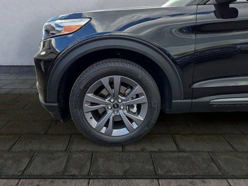 Used 2024 Ford Explorer XLT w/ Equipment Group 202A AWD/4WD image 26