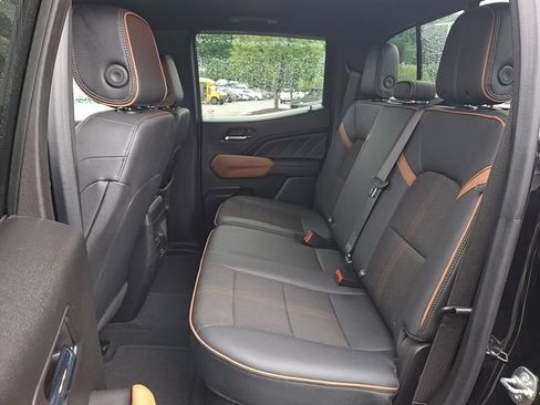 Used 2024 GMC Canyon AT4 AWD/4WD image 18