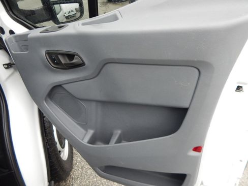 Used 2019 Ford Transit 350 XL image 21