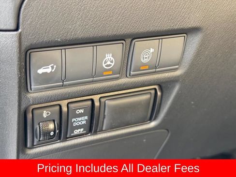 Used 2018 Nissan Armada Platinum w/ Captain Seat Package RWD image 19
