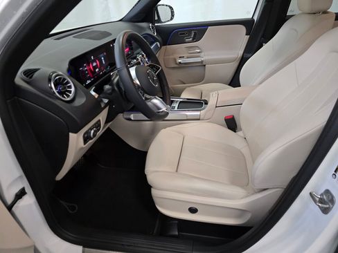 Certified 2025 Mercedes-Benz GLB 250 4MATIC image 13