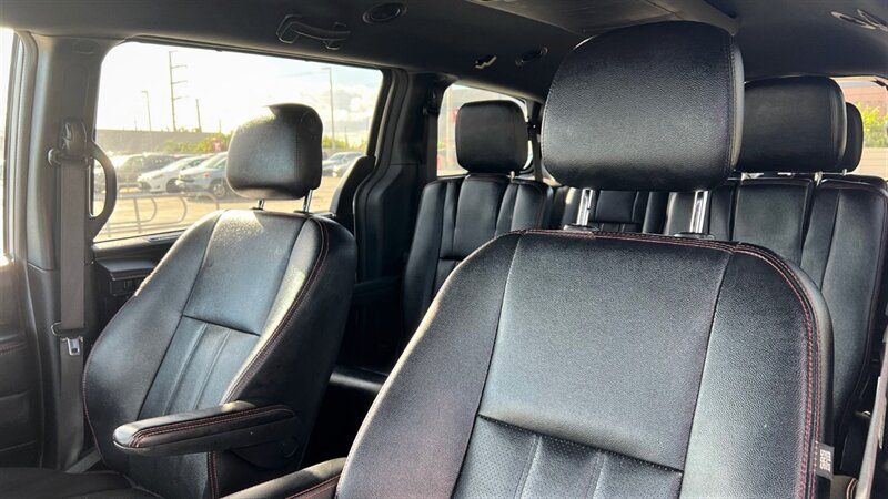 Used 2019 Dodge Grand Caravan GT FWD image 10