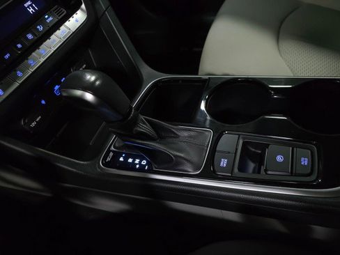 Used 2019 Hyundai Sonata SEL w/ Tech Package 02 image 27