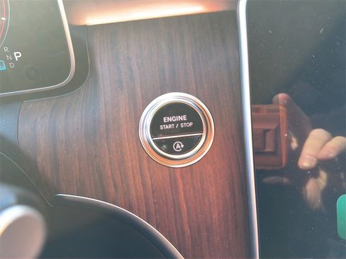 Certified 2026 Mercedes-Benz CLE 300 4MATIC Coupe image 13