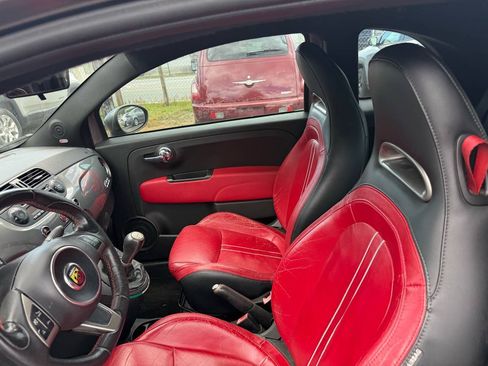 Used 2013 FIAT 500 Abarth w/ Beats Audio Pkg FWD image 14