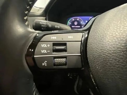 Used 2023 Honda Accord Touring image 29