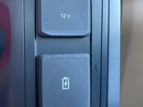 Used 2023 Ford F150 XLT image 21