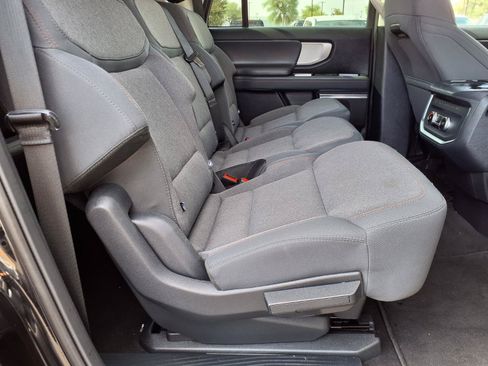 Certified 2025 Ford Expedition Max Active AWD/4WD image 14