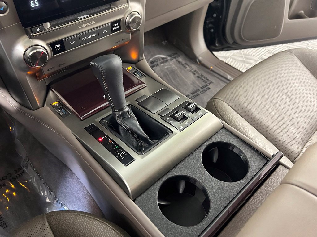 Used 2015 Lexus GX 460 w/ Premium Package AWD/4WD image 30