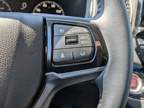 Certified 2025 Honda Odyssey Touring image 15