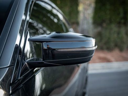 Used 2025 BMW M4 Competition w/ Parking Assistance Package image 25