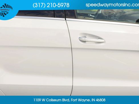 Used 2019 Mercedes-Benz GLE 400 4MATIC image 17