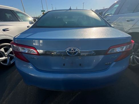 Used 2012 Toyota Camry XLE w/ Leather Pkg image 5