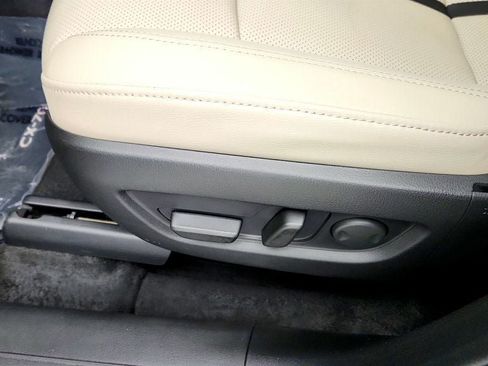 Used 2025 MAZDA CX-70 Plug-In Hybrid w/ Premium Pkg AWD/4WD image 12