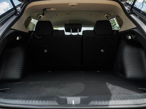 New 2026 Honda HR-V LX image 8