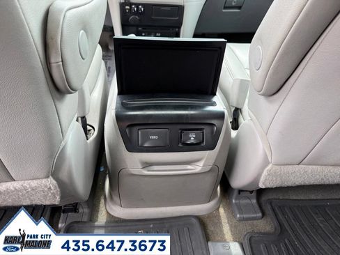 Used 2015 Toyota Sienna XLE Premium FWD image 28