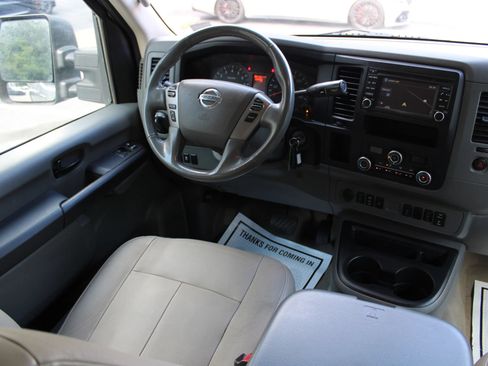 Used 2020 Nissan NV 3500 SL RWD image 14