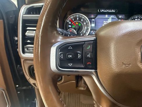 Used 2019 RAM 1500 Laramie AWD/4WD image 12