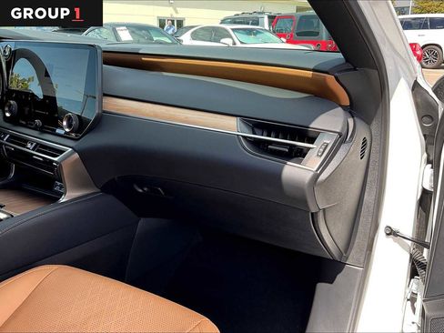Used 2025 Lexus RX 350 Premium Plus w/ Convenience Package FWD image 15