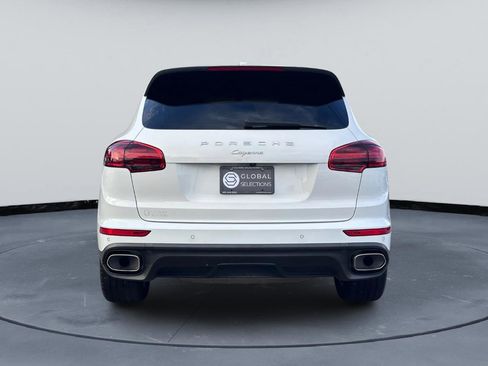 Used 2016 Porsche Cayenne AWD/4WD image 6