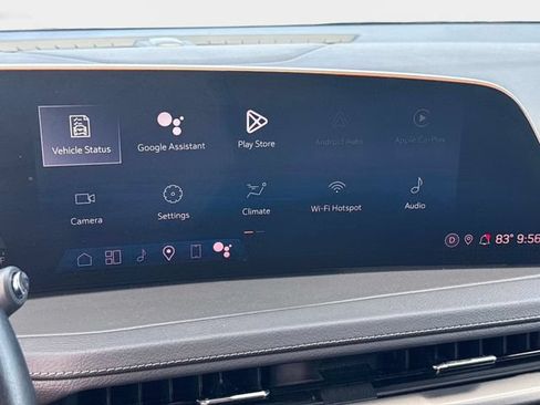 Used 2025 Cadillac XT4 Premium Luxury FWD image 19
