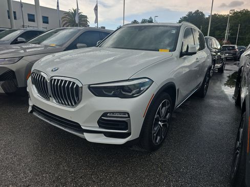 Used 2021 BMW X5 sDrive40i w/ Premium Package RWD image 3