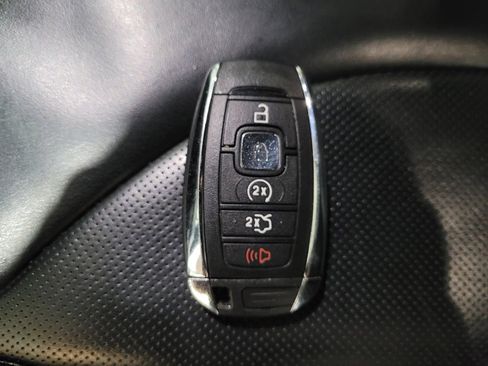 Used 2017 Lincoln MKC Select AWD/4WD image 27
