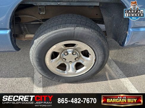 Used 2005 Dodge Ram 1500 Truck ST w/ SXT Value Group RWD image 17