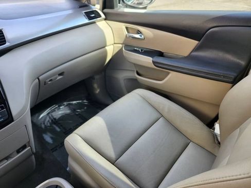 Used 2016 Honda Odyssey EX-L image 15