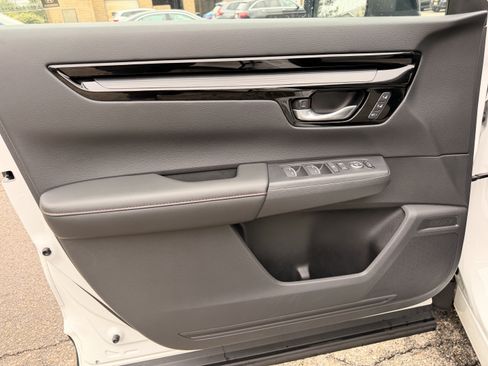 Certified 2025 Honda CR-V Sport Touring image 14