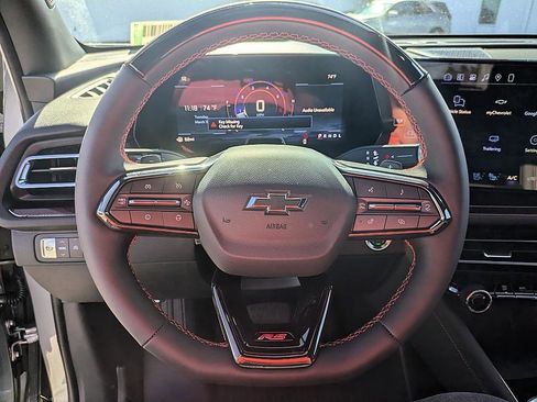 New 2026 Chevrolet Traverse RS image 17