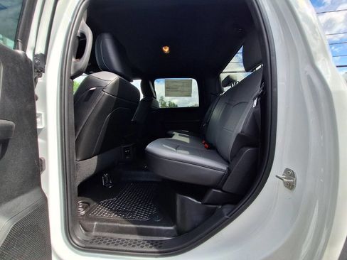 New 2024 RAM 3500 Tradesman w/ Chrome Appearance Group image 20