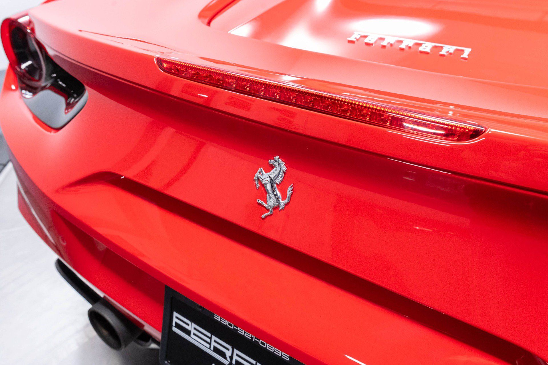Used 2018 Ferrari 488 Spider RWD image 56