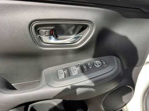 Certified 2023 Honda HR-V EX-L image 16