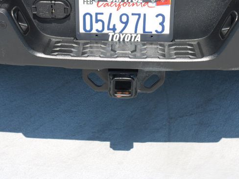 Certified 2022 Toyota Tacoma SR5 image 5