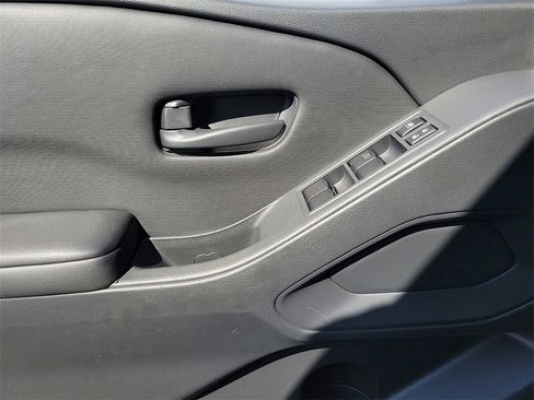 Used 2023 Nissan Frontier S w/ Technology Package image 17