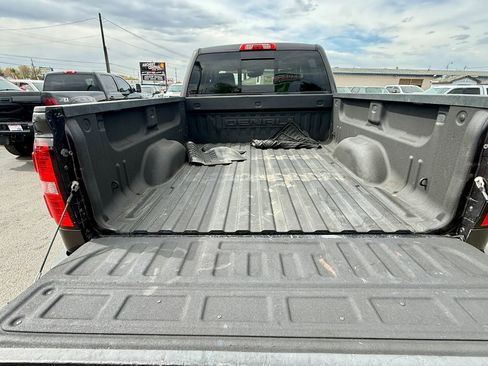 Used 2015 GMC Sierra 2500 Denali AWD/4WD image 10