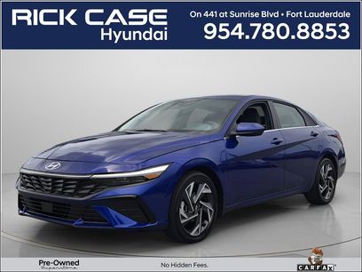 Certified 2025 Hyundai Elantra SEL w/ Cargo Package